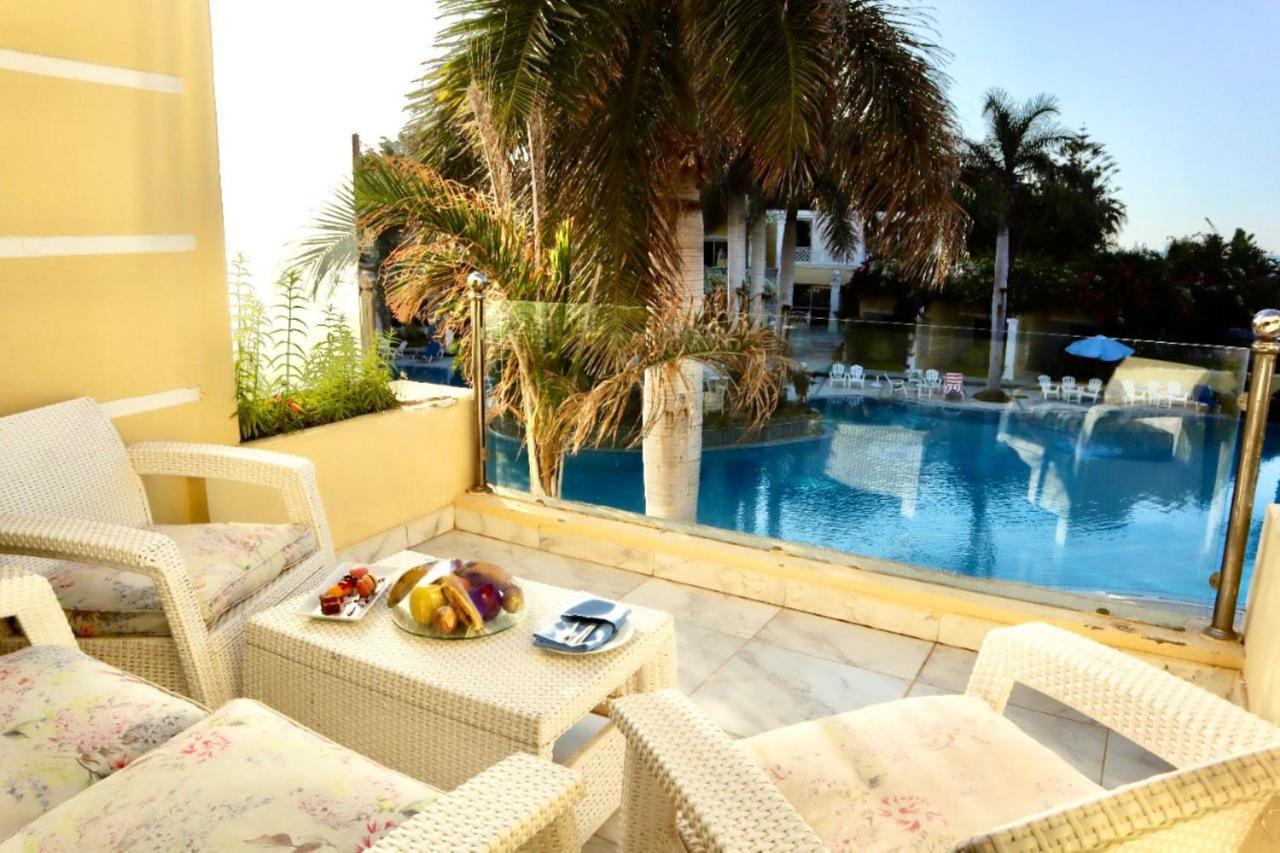 Paradise Royal Suite-Partial Sea View & Pool View
