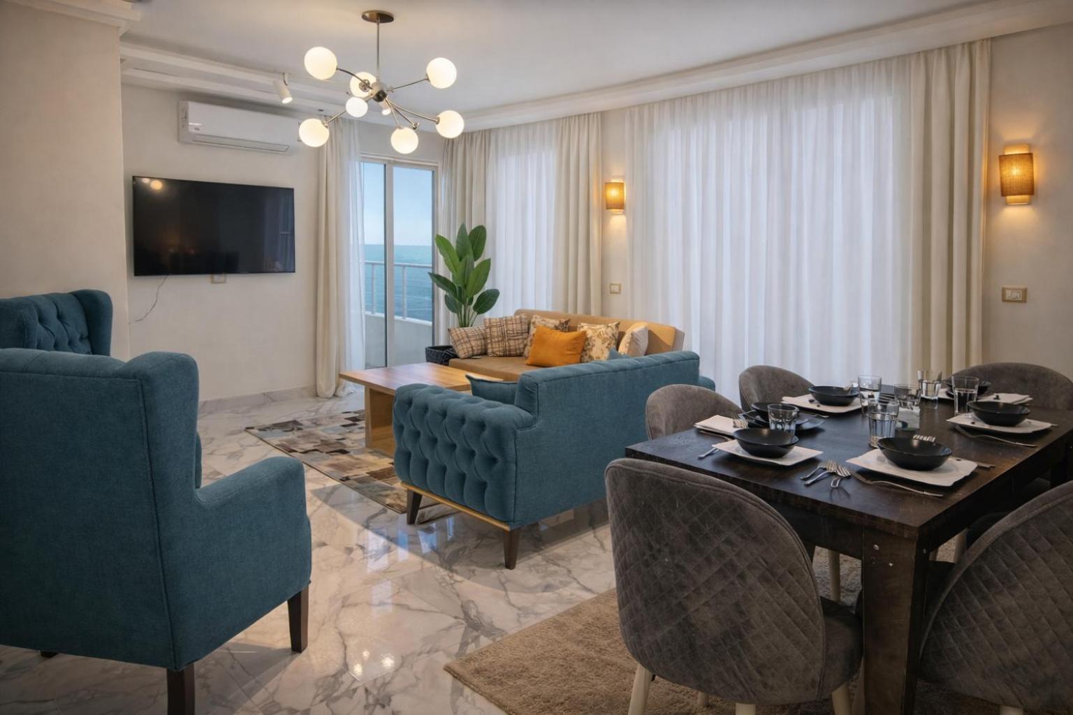 Three-Bedroom Apartment - Corner Sea View