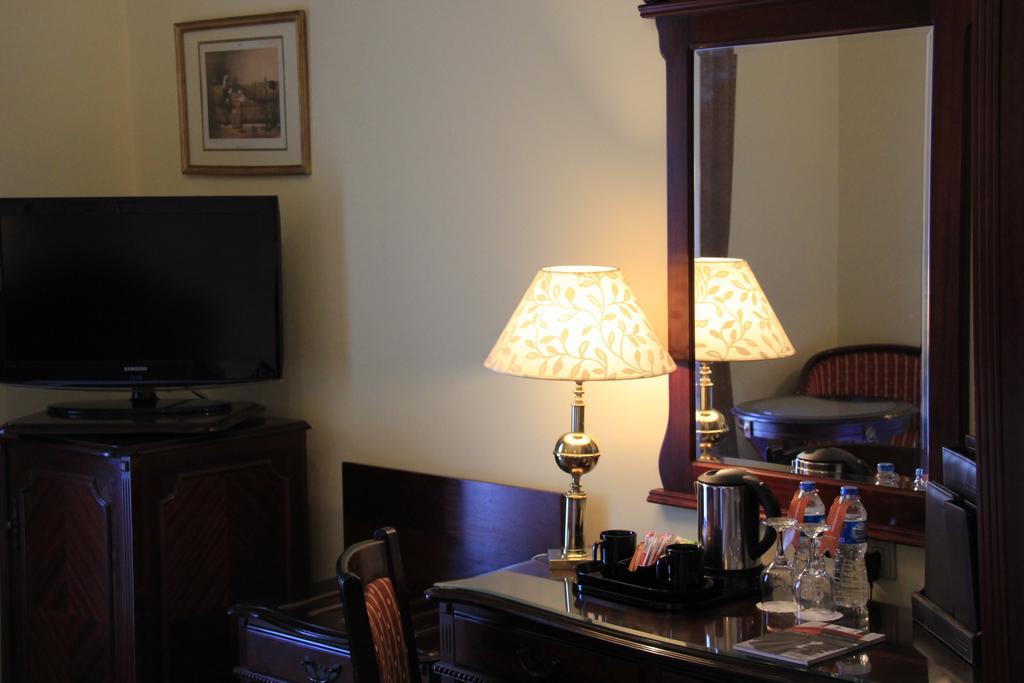 Classic Room,376096384:JPEG