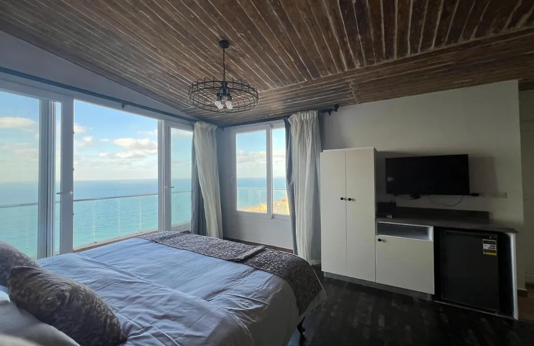 Sea View Cabin-1
