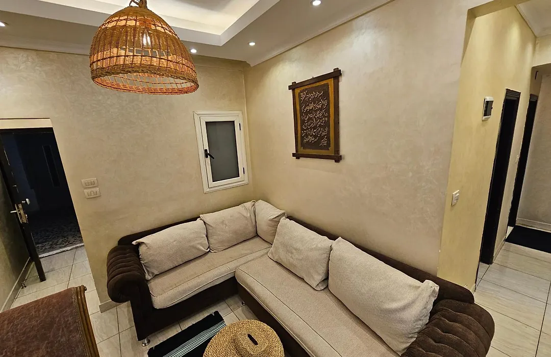 Simple Sea View Apartment - Families Only-1