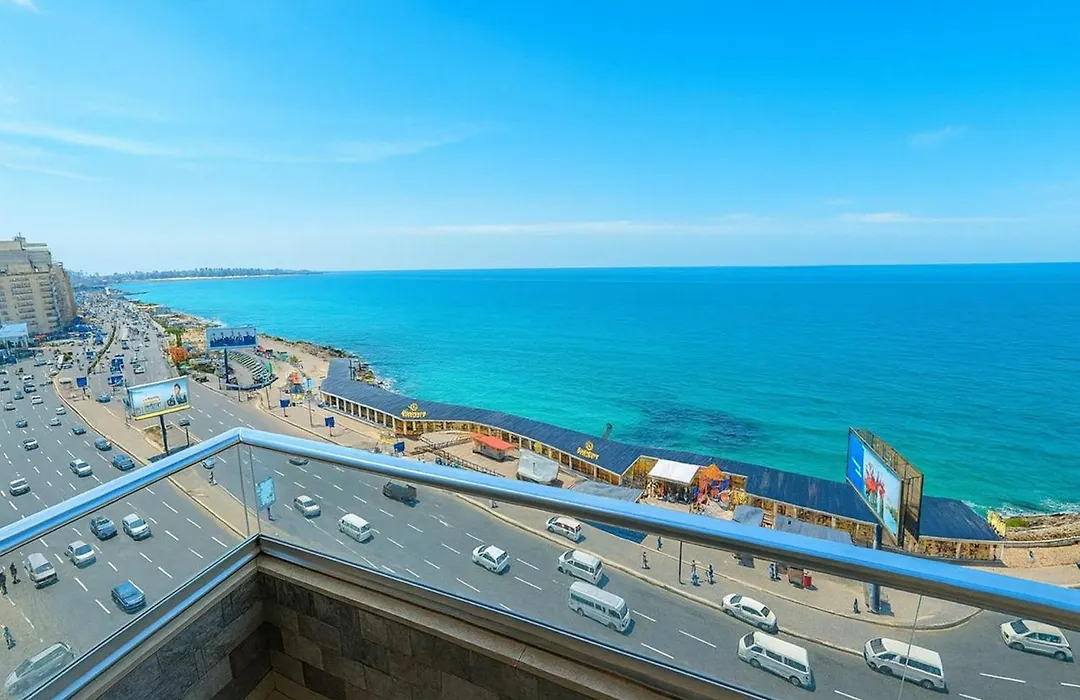 Alex Homes - Sporting Cozy Apartments With Direct Sea View-1