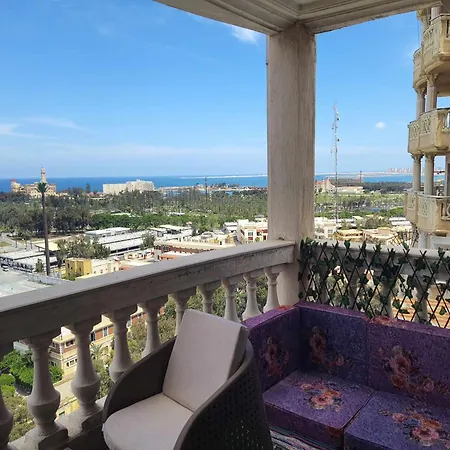 Sea And Montaza Palace View 2 Bedrooms Apartment Alexandria,2 Full Bathrooms, With 2 Ac And 1 Stand Fan, Free Wifi , Available All Year Days With 3 Heavy Blankets-2