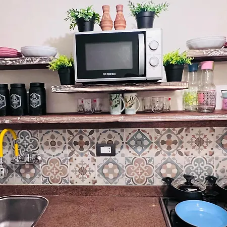Ma Maison Gleem, Alexandria-3