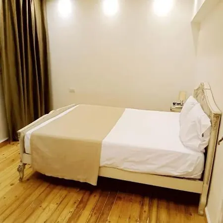 Gleem Bay Luxury Apartment-2