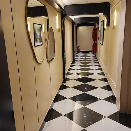 Green Plaza Inn-3