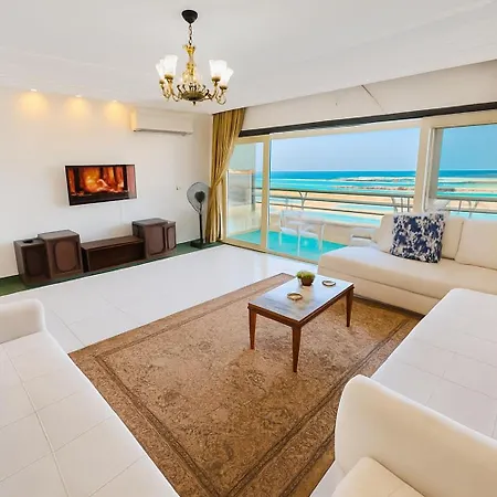 Alex Homes - Gleem Cozy Apartments Direct Sea View-3