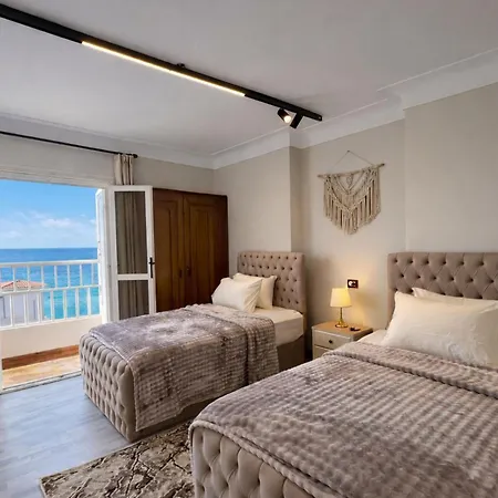 Alex Homes - Stanley Cozy Apartments With Direct Sea View-2