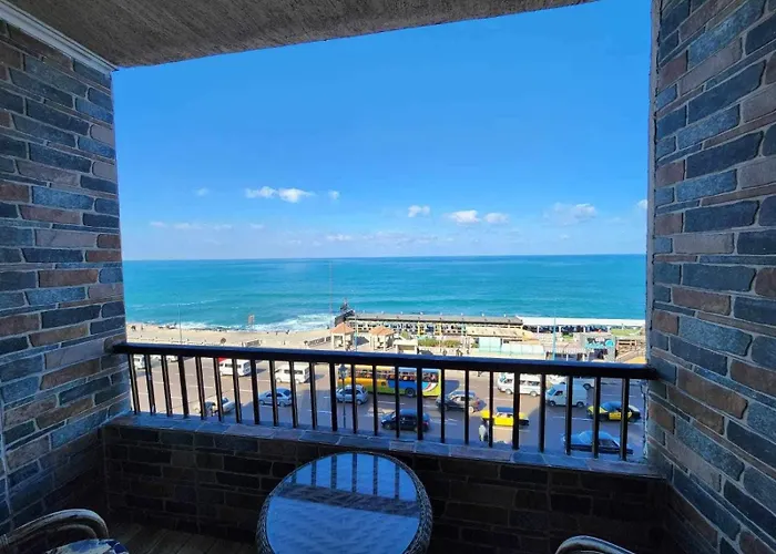 Amazing Sea View 2 Bedroom Apartment الإسكندرية, مصر