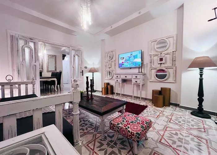 Ma Maison Gleem, Alexandria
