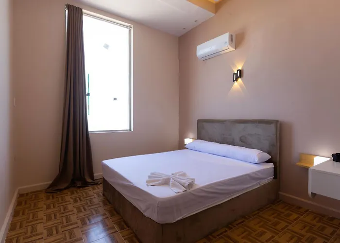 Hyat Hostel & Suites