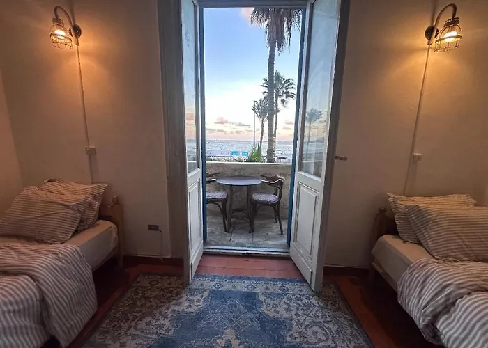 Alexandria Private Rooms, Only For Men 仅限男士