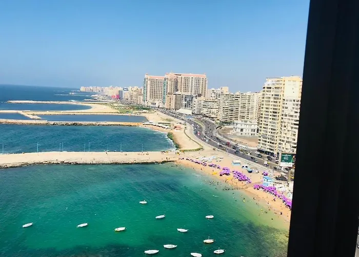 Gleem Bay Ultra Lux Sea View Apartment