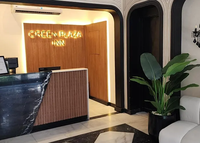 Green Plaza Inn