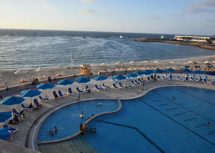 Golden Jewel Beach&Hotel الإسكندرية, مصر